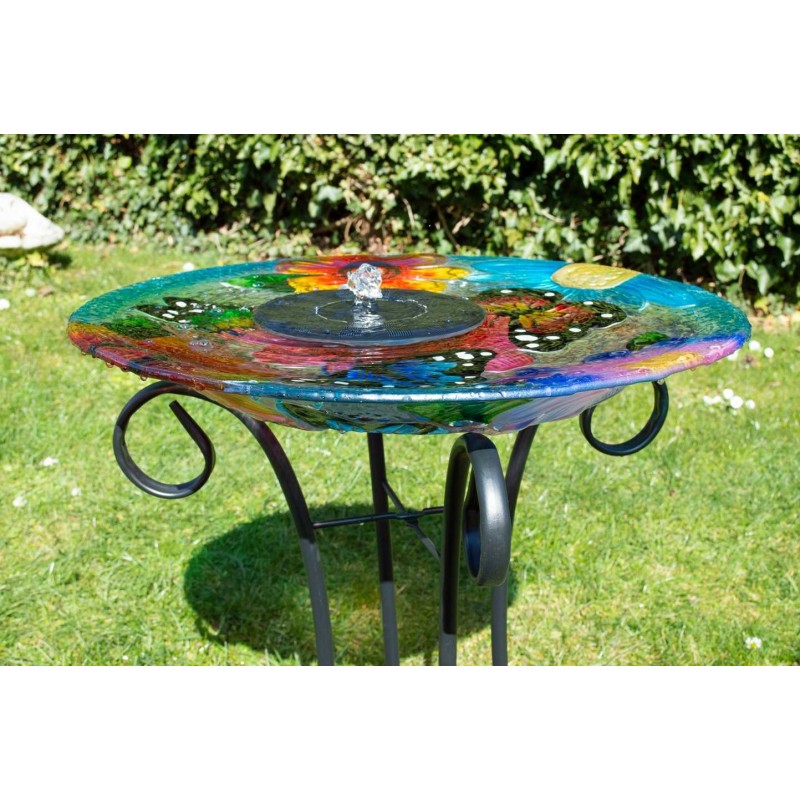 Flytande solcellsfontän