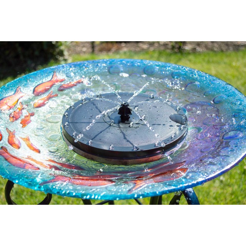 Flydende solcelle springvand med batteri og lys