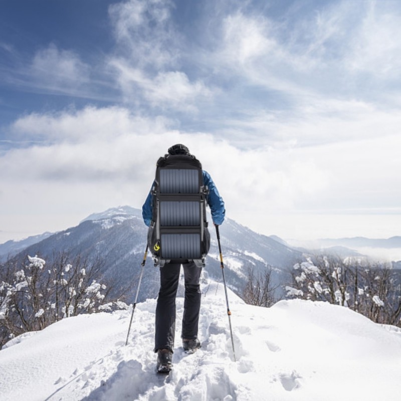 Eceen vandringsryggsäck med solpanel (grå, 20W)