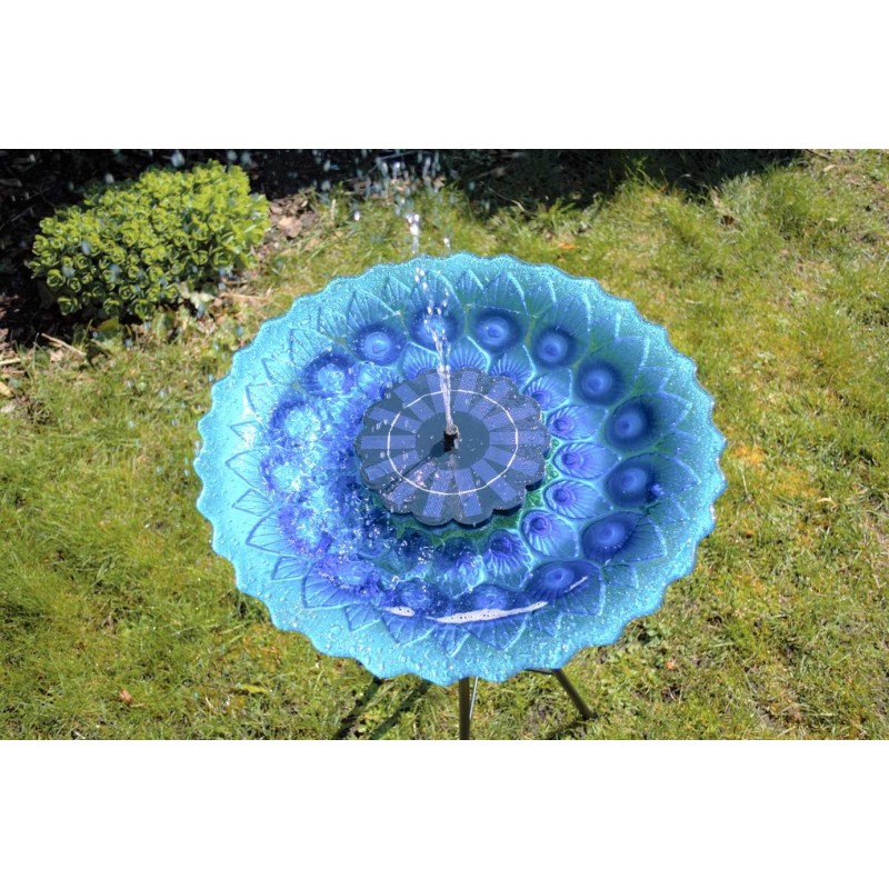 Flytande solcellsfontän